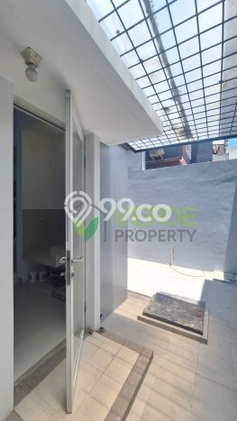 Dijual Rumah Modern 2 KT di Gading Serpong, Tangerang Dijual Rumah Modern 2 KT di Gading Serpong, Tangerang