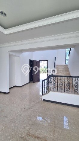 Jual Rumah Mewah Megah Dengan View Cantik di BSD, Tangerang Jual Rumah Mewah Megah Dengan View Cantik di BSD, Tangerang