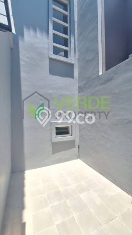Dijual Rumah Modern 2 KT di Gading Serpong, Tangerang Dijual Rumah Modern 2 KT di Gading Serpong, Tangerang