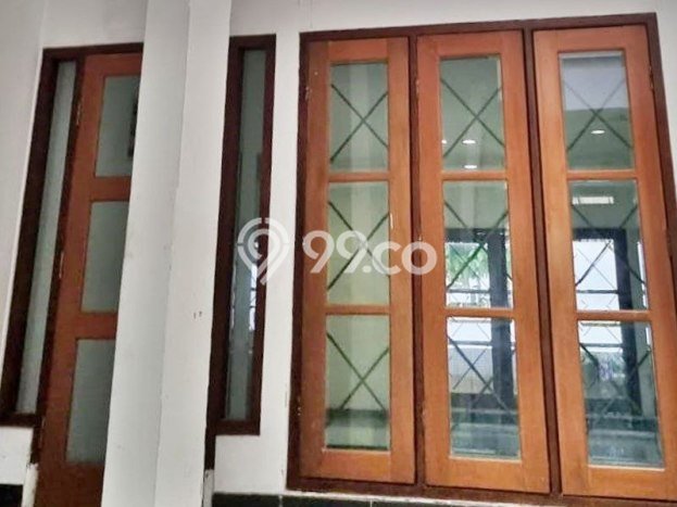 Siap Huni Hunian Elit 6 Kamar di Mampang Prapatan Dekat ke Mana Saja Siap Huni Hunian Elit 6 Kamar di Mampang Prapatan Dekat ke Mana Saja