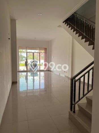 Untuk Dijual! Ruko di Teluk Naga Tangerang LT 67m2 / LB 200m2 Kawasan Strategis Untuk Dijual! Ruko di Teluk Naga Tangerang LT 67m2 / LB 200m2 Kawasan Strategis