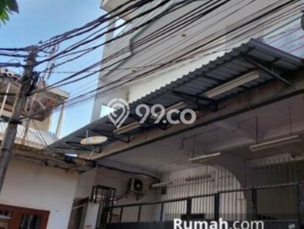 Disewakan Rumah Strategis Harga Terjangkau di Jakarta Barat Disewakan Rumah Strategis Harga Terjangkau di Jakarta Barat