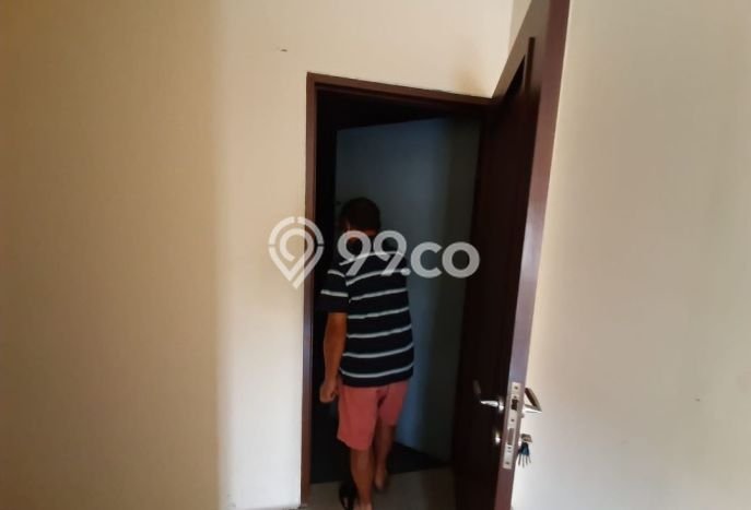 Gudang di Pantai Indah Kapuk, Luas 240m², Area Komersial, Strategis Gudang di Pantai Indah Kapuk, Luas 240m², Area Komersial, Strategis