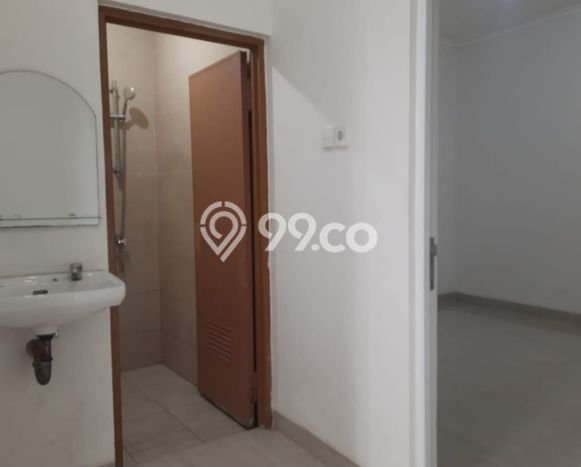 Rumah Eksklusif lokasi Taman Surya, Jakarta Barat, Luas 90m2m² LB 140m2m² Rumah Eksklusif lokasi Taman Surya, Jakarta Barat, Luas 90m2m² LB 140m2m²