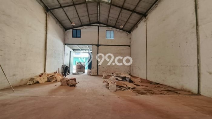 PRIME LOCATION! Gudang Kawasan Teluk Naga, Luas 288m², Area Bisnis, Posisi Premium PRIME LOCATION! Gudang Kawasan Teluk Naga, Luas 288m², Area Bisnis, Posisi Premium