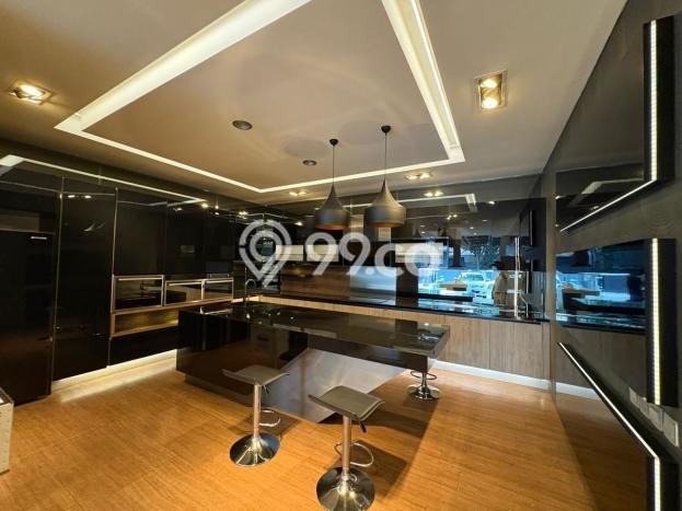 Disewakan Komersial Strategis Kawasan Sumurbandung, Luas 150m², Lokasi Ramai Disewakan Komersial Strategis Kawasan Sumurbandung, Luas 150m², Lokasi Ramai