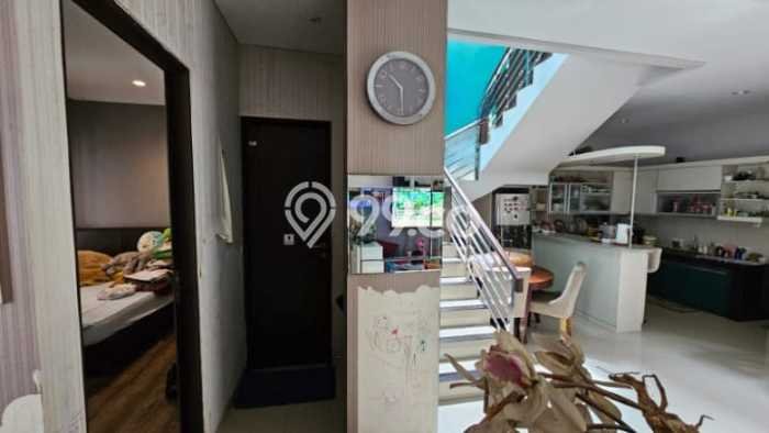 Dijual Rumah Eksklusif 3 KT di Geger Kalong, Bandung Dijual Rumah Eksklusif 3 KT di Geger Kalong, Bandung