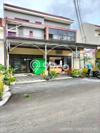 LOKASI PREMIUM! Ruko di Kartosuro, Luas 200m², Jalan Utama, Kawasan Bisnis LOKASI PREMIUM! Ruko di Kartosuro, Luas 200m², Jalan Utama, Kawasan Bisnis