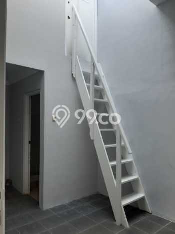 Hunian Nyaman Asri 2 KT Siap Huni di Sektor 9-Bintaro Tangerang Selatan Hunian Nyaman Asri 2 KT Siap Huni di Sektor 9-Bintaro Tangerang Selatan