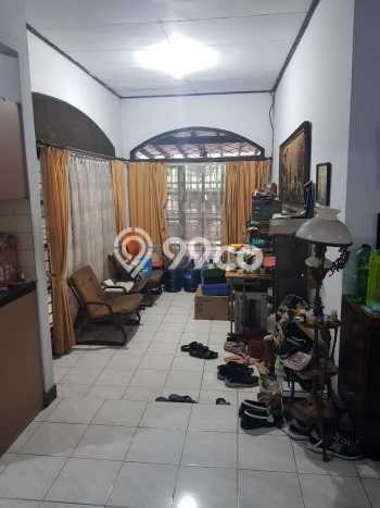 Hunian Mewah LB 150m2 Siap Pakai Desain Elegan di Bintaro, Jakarta Selatan Hunian Mewah LB 150m2 Siap Pakai Desain Elegan di Bintaro, Jakarta Selatan