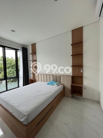 Rumah Modern 3 KT di Sektor 4 - Bintaro Jakarta Selatan Semi Furnished Rumah Modern 3 KT di Sektor 4 - Bintaro Jakarta Selatan Semi Furnished