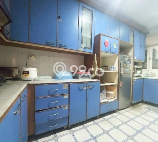 Rumah Eksklusif Dijual LT 240m2 di Cinere, Depok Rumah Eksklusif Dijual LT 240m2 di Cinere, Depok
