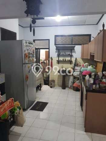 Hunian Mewah LB 150m2 Siap Pakai Desain Elegan di Bintaro, Jakarta Selatan Hunian Mewah LB 150m2 Siap Pakai Desain Elegan di Bintaro, Jakarta Selatan
