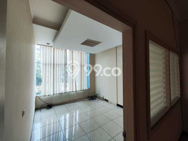 Untuk Dijual! Ruko di Pajajaran Bandung LT 132m2 / LB 250m2 Kawasan Bisnis Untuk Dijual! Ruko di Pajajaran Bandung LT 132m2 / LB 250m2 Kawasan Bisnis