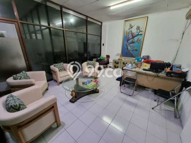 Ruko Komersial Dijual di Astanaanyar Bandung LT 256m2 & LB 324m2 Ruko Komersial Dijual di Astanaanyar Bandung LT 256m2 & LB 324m2