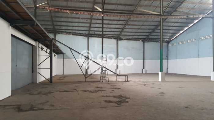 Gudang Bagus Dijual LB 1500m2 Lokasi Strategis Bandung Area Cocok untuk Bisnis Gudang Bagus Dijual LB 1500m2 Lokasi Strategis Bandung Area Cocok untuk Bisnis