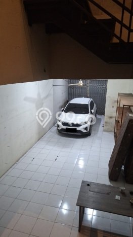 Ruko Dijual di Bandung LT 100m2 & LB 200m2 Lokasi Terbaik! Ruko Dijual di Bandung LT 100m2 & LB 200m2 Lokasi Terbaik!