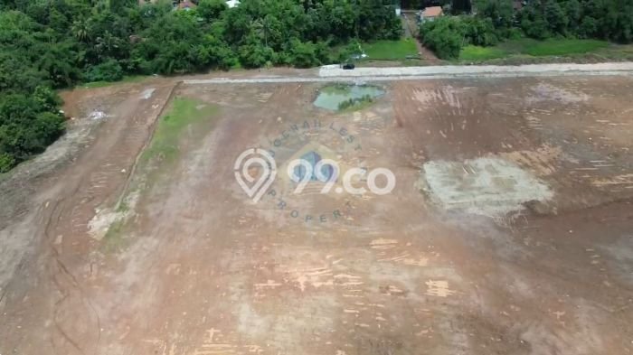 Lahan Kosong Dijual di Tangerang dengan Area 6400m2 Lahan Kosong Dijual di Tangerang dengan Area 6400m2