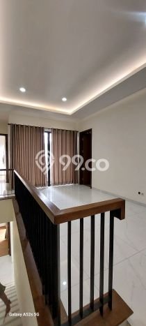 Lokasi terbaik! Rumah siap pakai disewakan di Cikupa LB 233m2 Lokasi terbaik! Rumah siap pakai disewakan di Cikupa LB 233m2