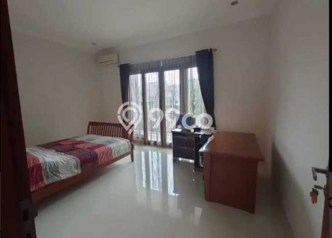 Hunian Elit LB 300m2 Siap Huni Desain Elegan di BSD The Green, Tangerang Hunian Elit LB 300m2 Siap Huni Desain Elegan di BSD The Green, Tangerang
