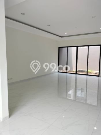 Lokasi strategis! Rumah siap huni disewakan di Cikupa LB 233m2 Lokasi strategis! Rumah siap huni disewakan di Cikupa LB 233m2