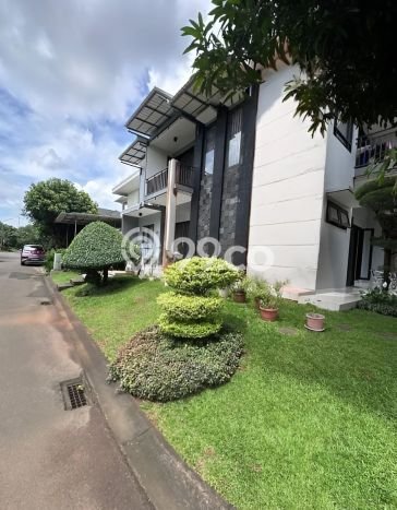 Rumah Elit Modern Tanpa Renovasi di BSD Tangerang Rumah Elit Modern Tanpa Renovasi di BSD Tangerang