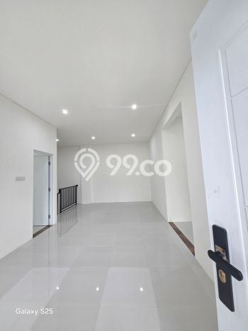 Dijual Rumah Premium dengan Fasilitas Sekitar Lengkap di Serpong Utara, Tangerang Selatan Dijual Rumah Premium dengan Fasilitas Sekitar Lengkap di Serpong Utara, Tangerang Selatan