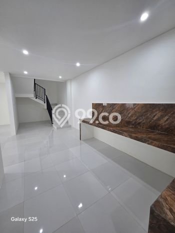 Dijual Rumah Premium dengan Fasilitas Sekitar Lengkap di Serpong Utara, Tangerang Selatan Dijual Rumah Premium dengan Fasilitas Sekitar Lengkap di Serpong Utara, Tangerang Selatan