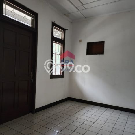 For Sale! Premium House LT 246m2 Desain Modern di Pondok Indah For Sale! Premium House LT 246m2 Desain Modern di Pondok Indah