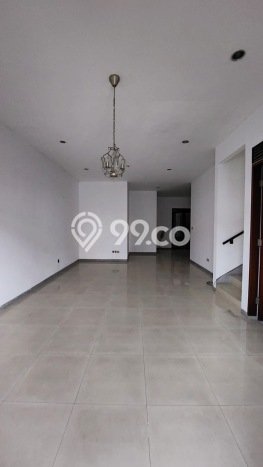 For Sale! Luxury House LT 200m2 Desain Modern di Pondok Indah For Sale! Luxury House LT 200m2 Desain Modern di Pondok Indah