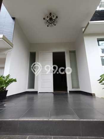 Rumah 4 Kamar Dekat Tempat Strategis di Pondok Indah, Jakarta Selatan Rumah 4 Kamar Dekat Tempat Strategis di Pondok Indah, Jakarta Selatan