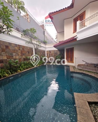 Jual Rumah Luas Megah Dengan View Eksklusif di Pondok Indah, Jakarta Selatan Jual Rumah Luas Megah Dengan View Eksklusif di Pondok Indah, Jakarta Selatan