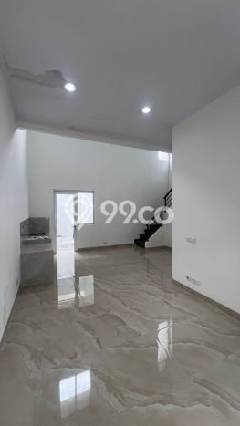 Rumah Luas Asri 3 KT Siap Huni di Gading Serpong Tangerang Rumah Luas Asri 3 KT Siap Huni di Gading Serpong Tangerang