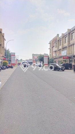 Ruko Bagus LT 67m2 LB 200m2 Dijual di Cipondoh Tangerang Ruko Bagus LT 67m2 LB 200m2 Dijual di Cipondoh Tangerang