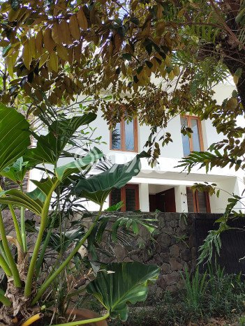 Hunian Mewah LB 323m2 Siap Pakai Desain Elegan di Lebak Bulus, Jakarta Selatan Hunian Mewah LB 323m2 Siap Pakai Desain Elegan di Lebak Bulus, Jakarta Selatan