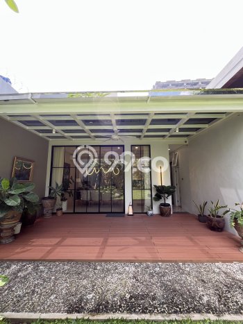 Rumah Luxury Modern Tanpa Renovasi di Kebon Sirih Jakarta Pusat Rumah Luxury Modern Tanpa Renovasi di Kebon Sirih Jakarta Pusat