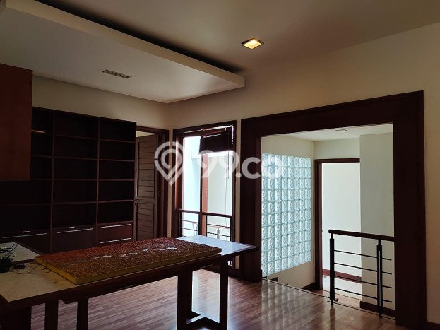 Hunian Mewah LB 323m2 Siap Pakai Desain Elegan di Lebak Bulus, Jakarta Selatan Hunian Mewah LB 323m2 Siap Pakai Desain Elegan di Lebak Bulus, Jakarta Selatan