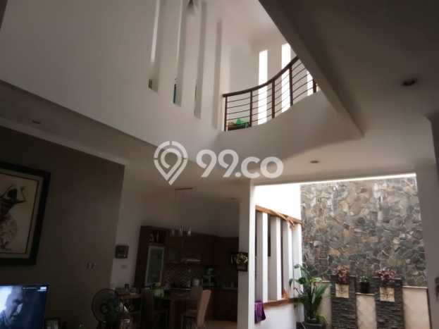 Dijual Rumah Premium dengan Fasilitas Sekitar Lengkap di Tebet, Jakarta Selatan Dijual Rumah Premium dengan Fasilitas Sekitar Lengkap di Tebet, Jakarta Selatan