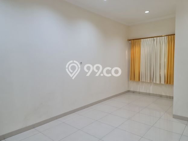 Lokasi terbaik! Rumah siap huni disewakan di Kebon Jeruk LB 360m2 Lokasi terbaik! Rumah siap huni disewakan di Kebon Jeruk LB 360m2