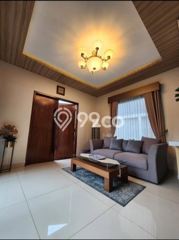 Ready to Use! Luxury House LT 360m2 Desain Modern di Pondok Labu Ready to Use! Luxury House LT 360m2 Desain Modern di Pondok Labu