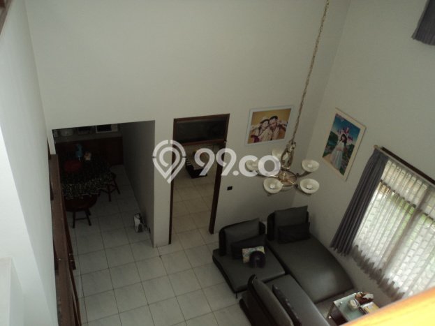 Rumah Luxury Modern Tanpa Renovasi di Moch Toha Bandung Rumah Luxury Modern Tanpa Renovasi di Moch Toha Bandung