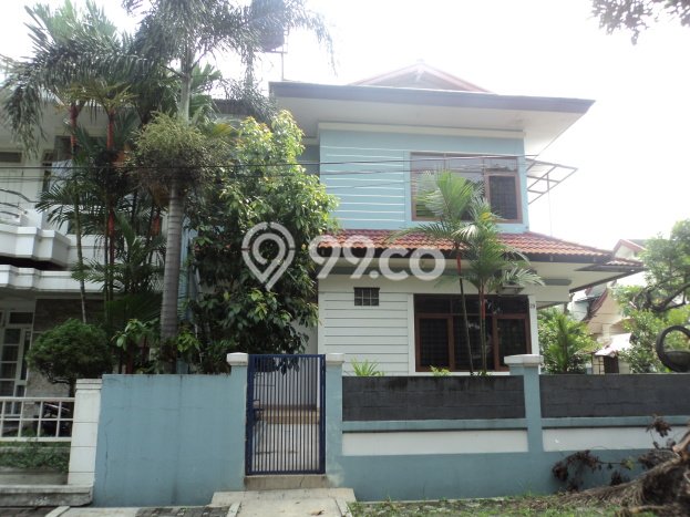 Rumah Luxury Modern Tanpa Renovasi di Moch Toha Bandung Rumah Luxury Modern Tanpa Renovasi di Moch Toha Bandung
