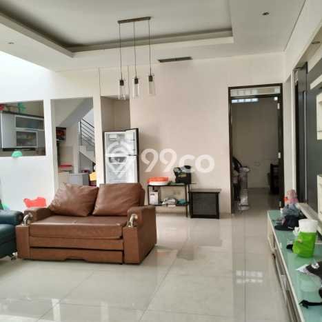 PILIHAN TEPAT! Rumah di Astanaanyar, 3 KM, Akses Mall, LT 130m² Bangunan 130m² PILIHAN TEPAT! Rumah di Astanaanyar, 3 KM, Akses Mall, LT 130m² Bangunan 130m²