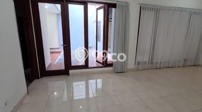 Disewakan! Rumah 5 Kamar Tidur &
4 Kamar Mandi di Harapan Indah, Bekasi Disewakan! Rumah 5 Kamar Tidur &
4 Kamar Mandi di Harapan Indah, Bekasi