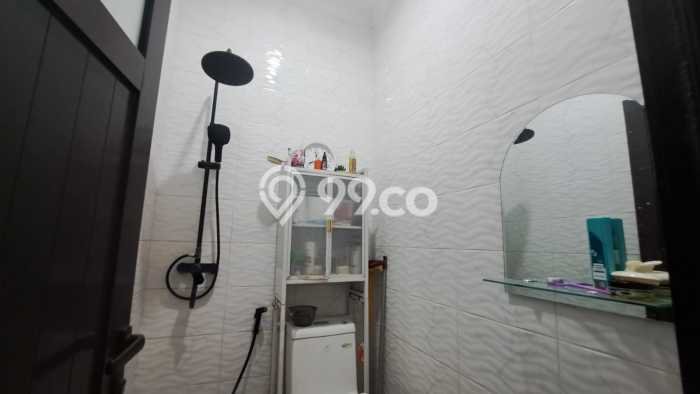 Dijual Hunian Rumah Nyaman 4 Kamar di Pejuang, Bekasi Dijual Hunian Rumah Nyaman 4 Kamar di Pejuang, Bekasi