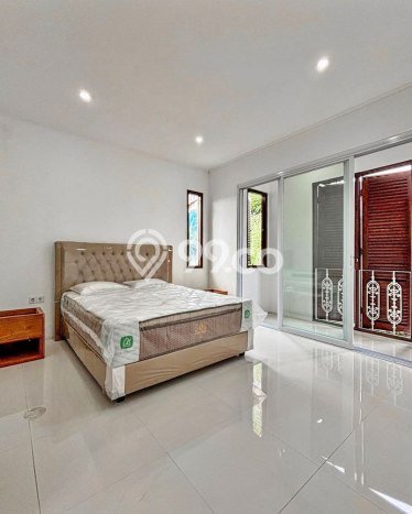 Rumah Mewah LB 210m2 Siap Pakai Desain Elegan di Fatmawati, Jakarta Selatan Rumah Mewah LB 210m2 Siap Pakai Desain Elegan di Fatmawati, Jakarta Selatan