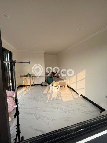 Siap Huni Rumah Mewah 3 Kamar di Jagakarsa Dekat ke Mana Saja Siap Huni Rumah Mewah 3 Kamar di Jagakarsa Dekat ke Mana Saja