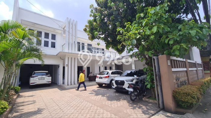 Rumah Elit LB 600m2 Siap Pakai Desain Elegan di Jati Padang, Jakarta Selatan Rumah Elit LB 600m2 Siap Pakai Desain Elegan di Jati Padang, Jakarta Selatan