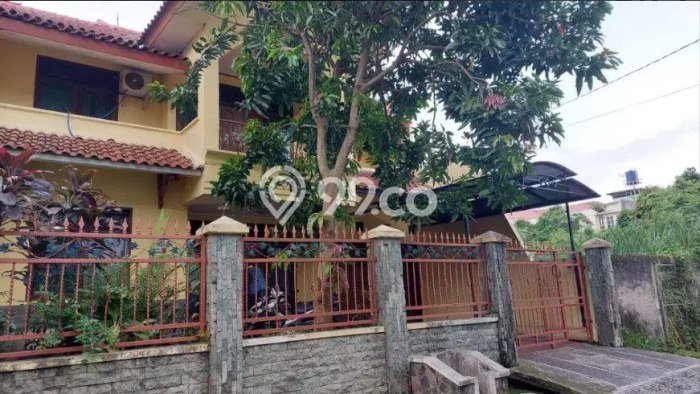 Hunian Mewah LB 350m2 Siap Pakai Desain Elegan di Pondok Kelapa, Jakarta Timur Hunian Mewah LB 350m2 Siap Pakai Desain Elegan di Pondok Kelapa, Jakarta Timur