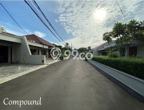 For Sale! Premium House LT 859m2 Desain Elegan di Cipete For Sale! Premium House LT 859m2 Desain Elegan di Cipete